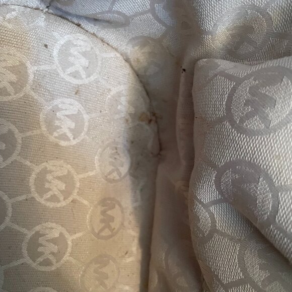 Michael Kors Straw Tote Bag - Picture 7 of 10